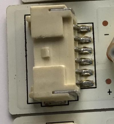 KIT DE LED'S PARA TV VIZIO ((INCOMPLETO SOLO 14 PIEZAS)) / NUMERO DE PARTE E700DLB003-003 / E700DLBE70 / E700DLB003-002 / E306084 / MODELOS E700I-B3 / E700I-B3 LFTRRGBQ / E700I-B3 LFTRRGBR / NOTA IMPORTANTE:KIT CONSTA DE 18 PIEZAS EN TOTAL - Imagen 3